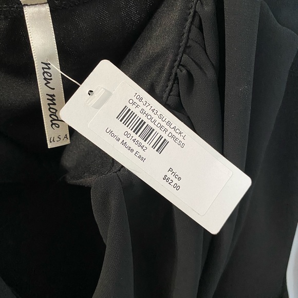 Black Off-Shoulder Dress - Picture 5 of 5